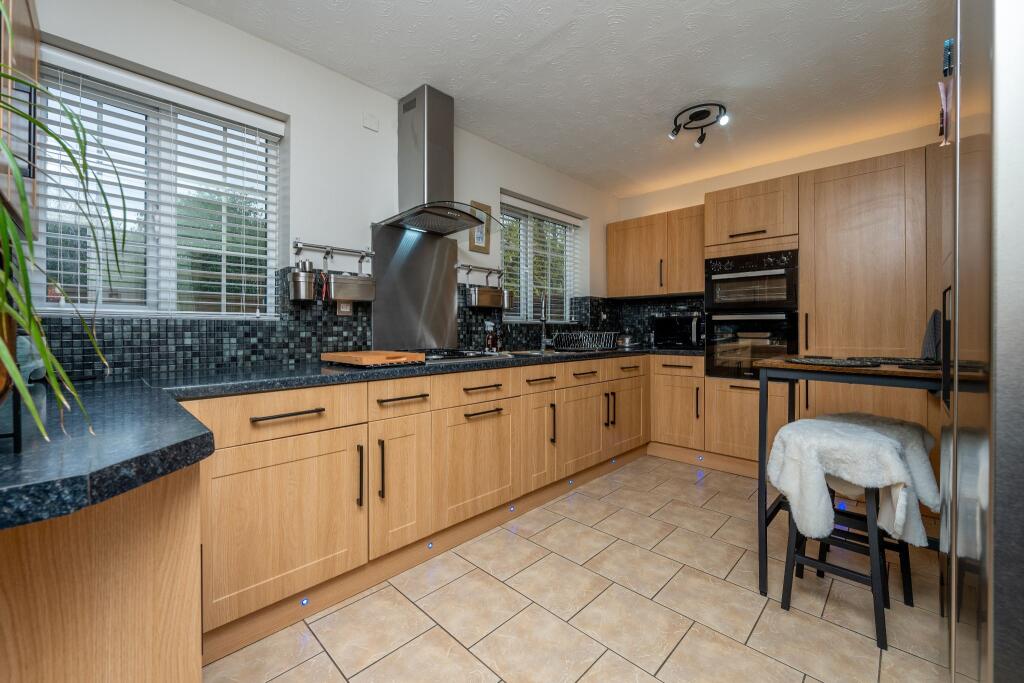 Additional image 9 of Kiln Close, Studley, B80