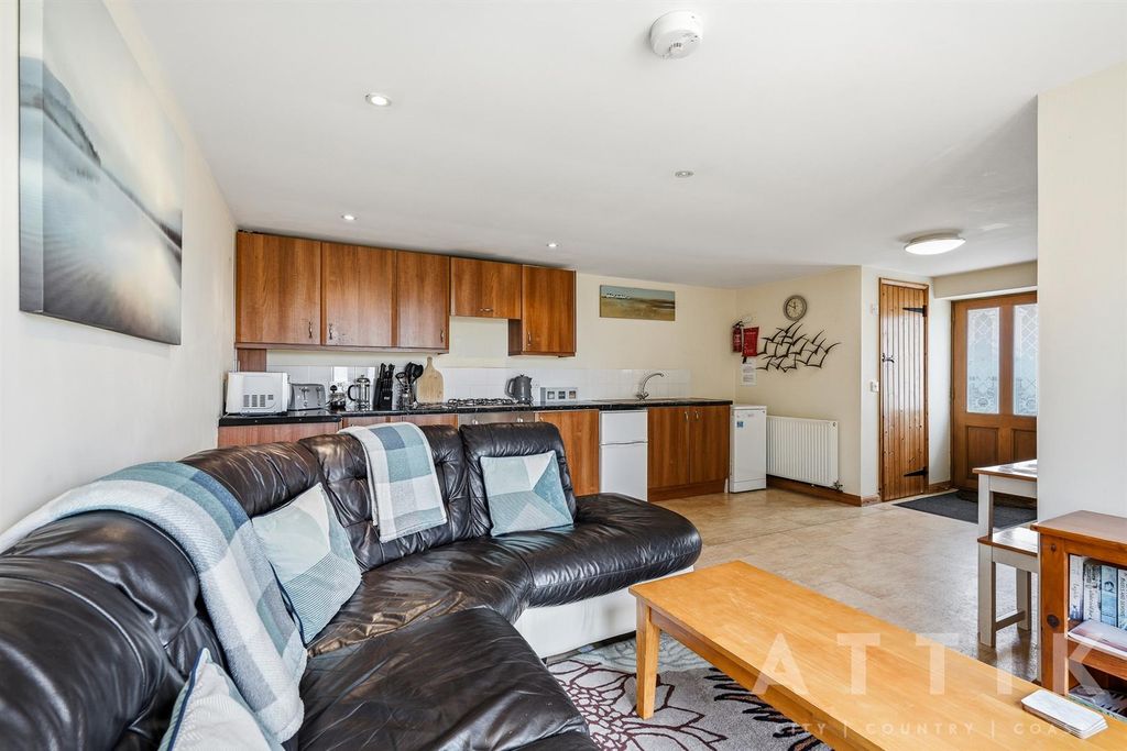 Additional image 66 of 5 bed equestrian for saleBarnaby Green, Wangford, Beccles NR34
