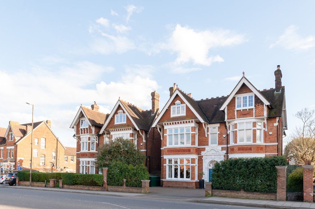 Additional image 29 of 7 bed detached house for saleGoldington Road, Bedford MK40