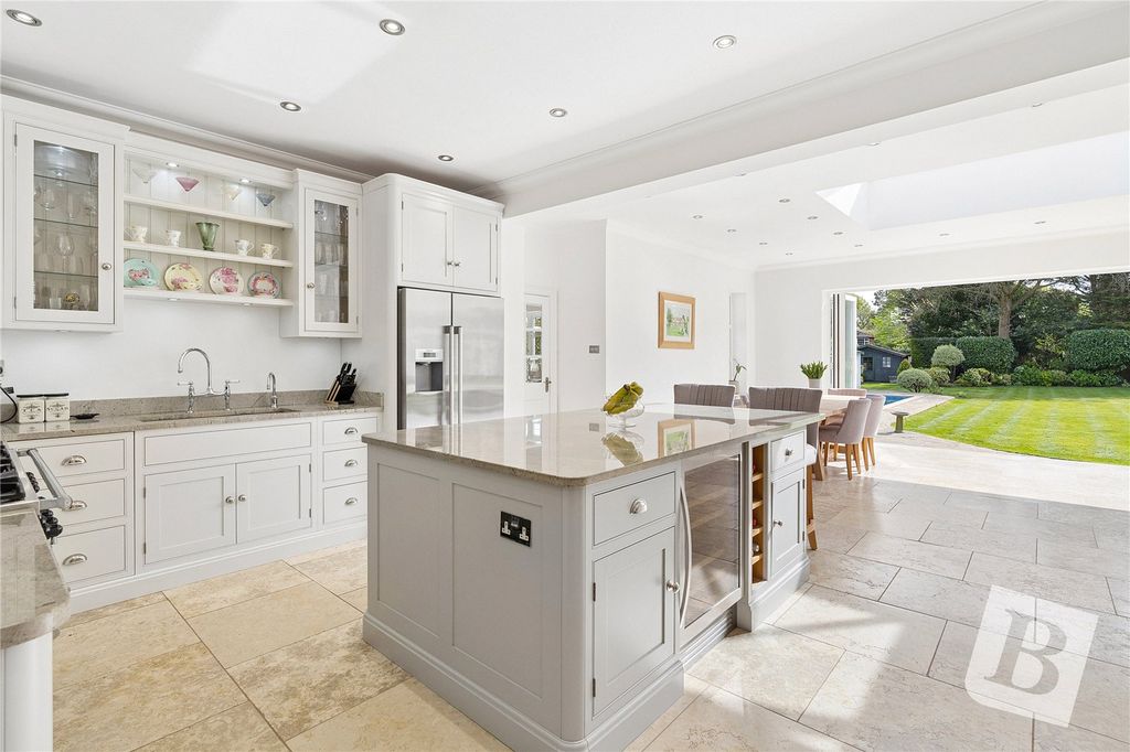 Additional image 3 of 6 bed detached house for saleElm Grove, Emerson Park RM11
