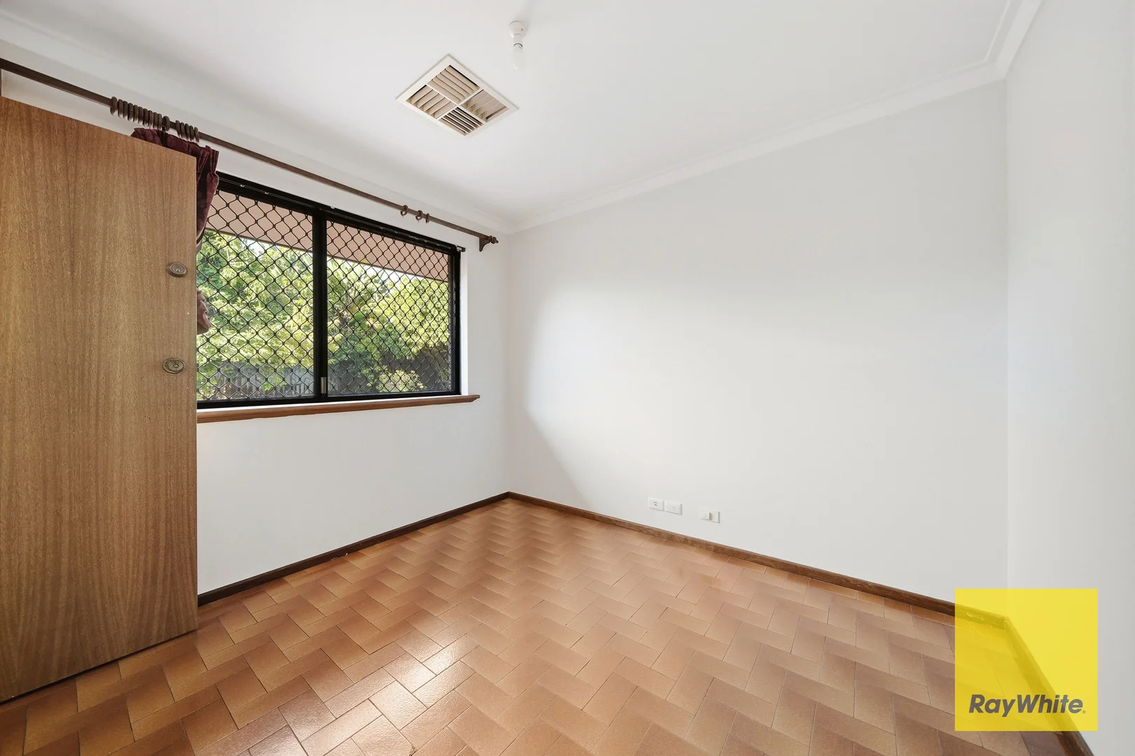 Additional image 6 of 480 Light Street, Dianella WA 6059
