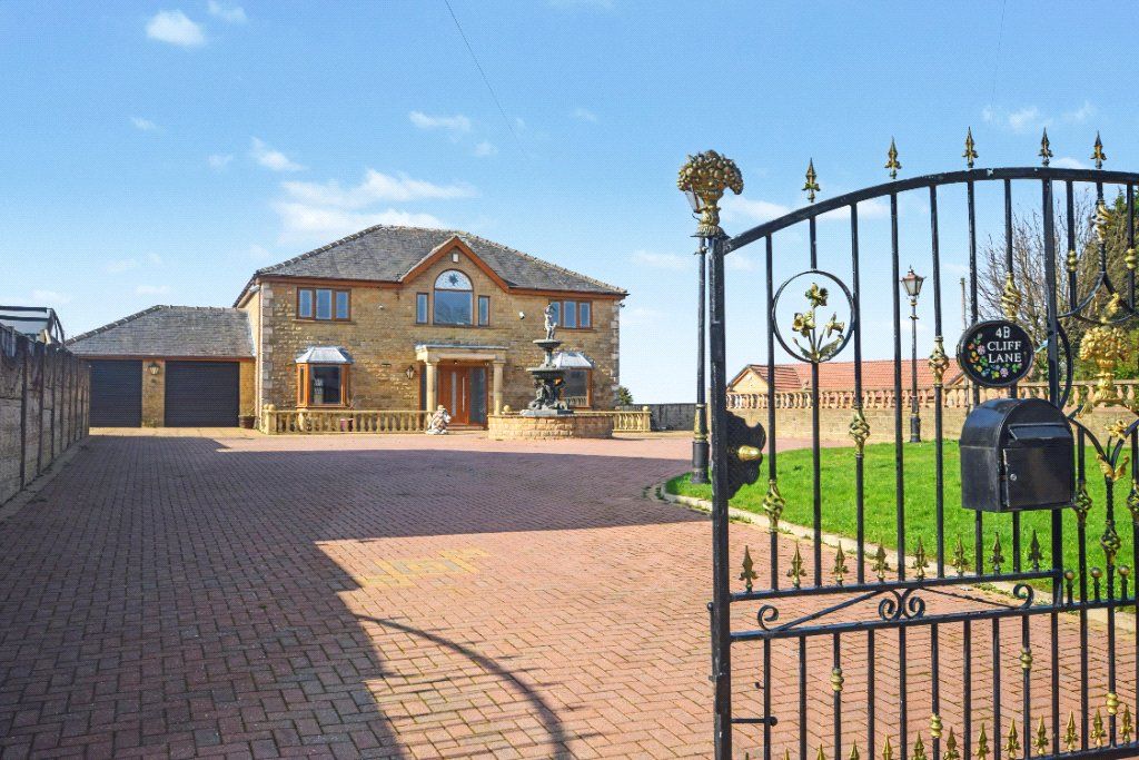 4 bed detached house for saleCliff Lane, Brierley, Barnsley S72