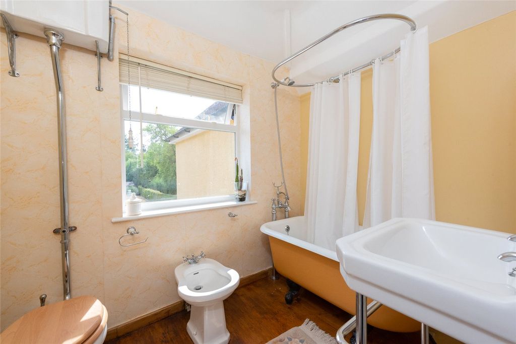 Additional image 19 of 4 bed detached house for saleChurch Lane, Arborfield, Reading, Berkshire RG2