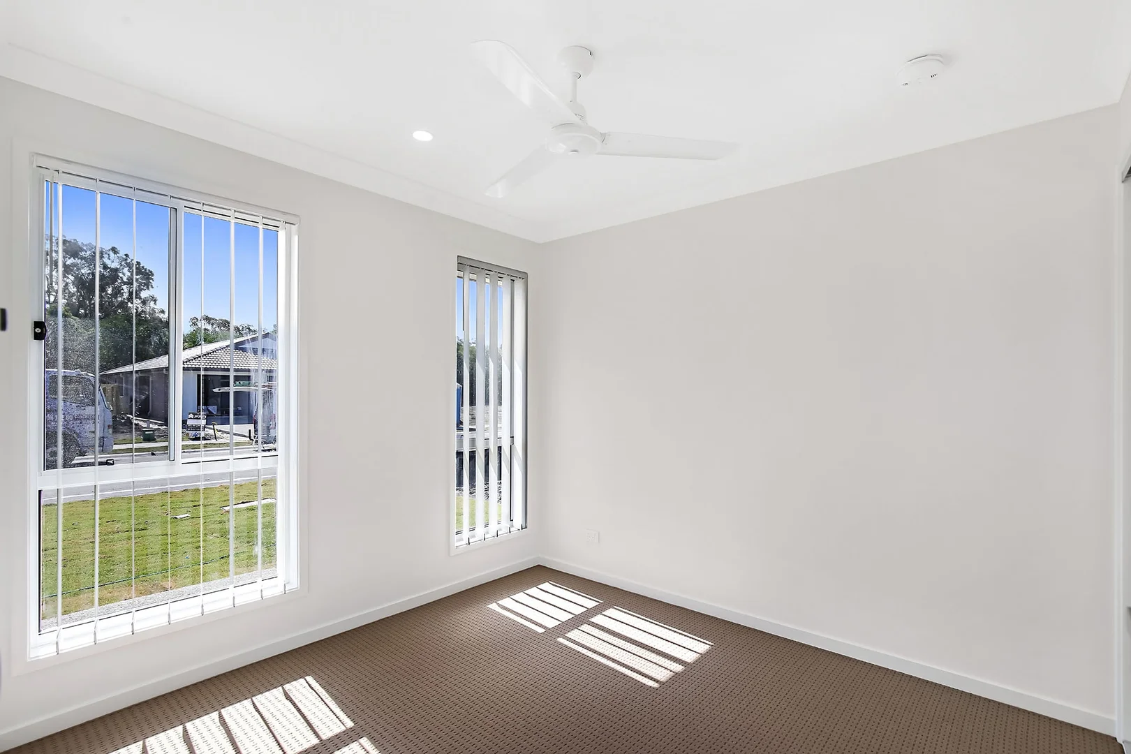 Additional image 10 of 14 Daintree Court, Park Ridge QLD 4125