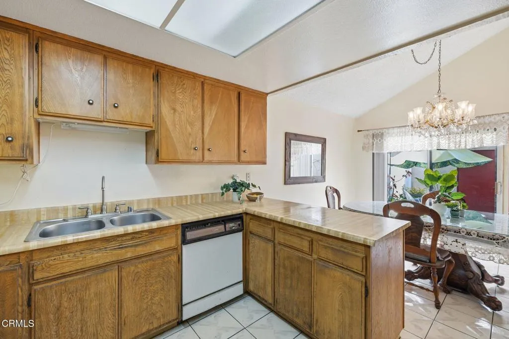 Additional image 10 of 628 Holly Avenue, Oxnard, CA 93036