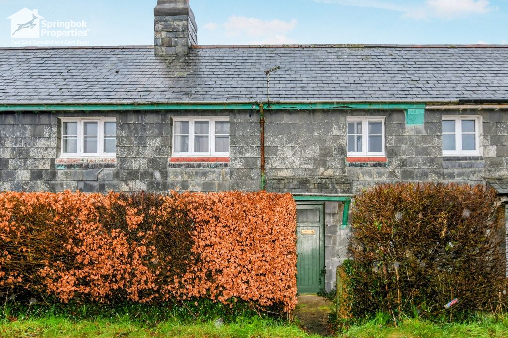 2 bed terraced house for saleRailway Cottages, Dunsland Cross, Holsworthy, Devon EX22