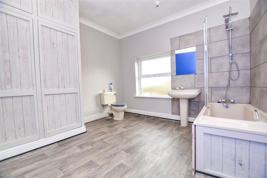 Additional image 11 of 3 bed detached house for saleFleetgate, Barton-Upon-Humber DN18