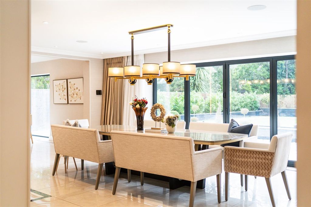 Additional image 10 of 5 bed detached house for saleWoodmansterne Lane, Banstead SM7
