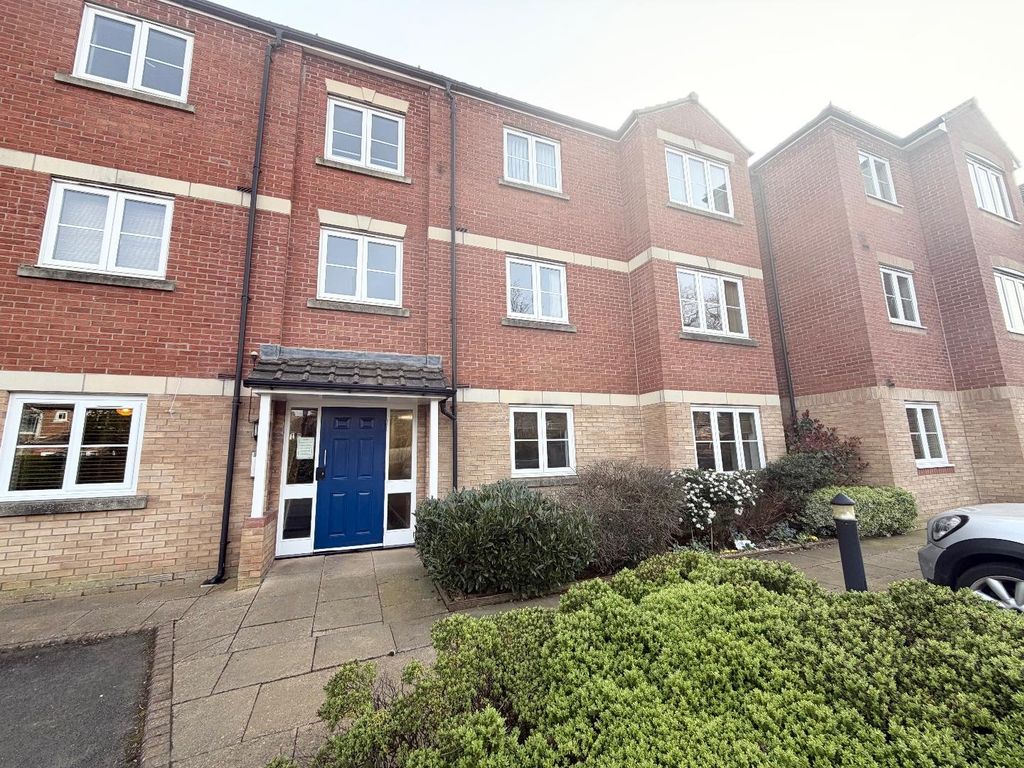 2 bed flat for saleEarls Court, Norton Road, Stockton-On-Tees TS20