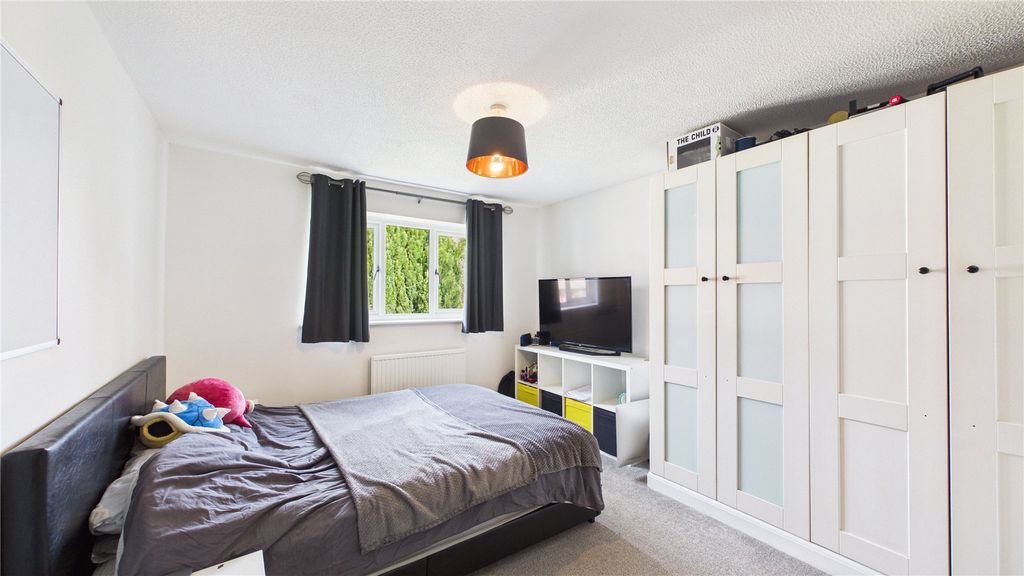 Additional image 14 of 6 bed detached house for saleBagshot, Surrey GU19