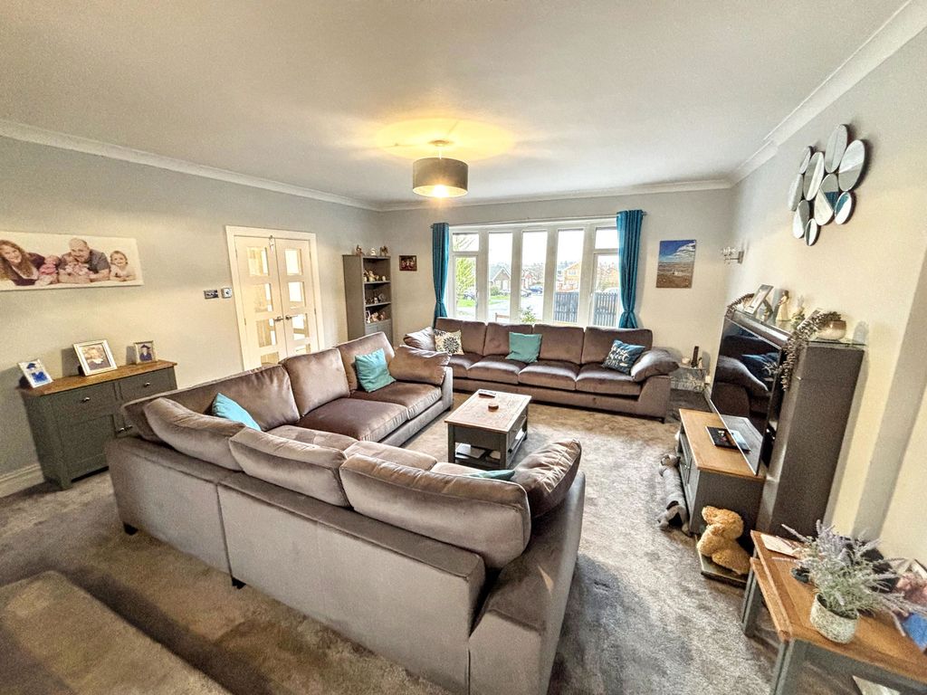 Additional image 9 of 6 bed detached house for saleGlebe Mews, Bedlington NE22