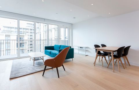 White City Living, Lincoln Apartments, Fountain Park Way, White City W12