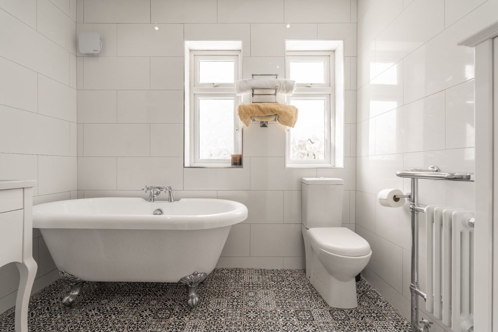 Additional image 22 of 5 bed detached house for saleGravel Hill Close, Bexleyheath, Kent DA6