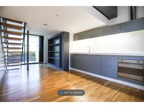 Laburnum Street, Salford M6
