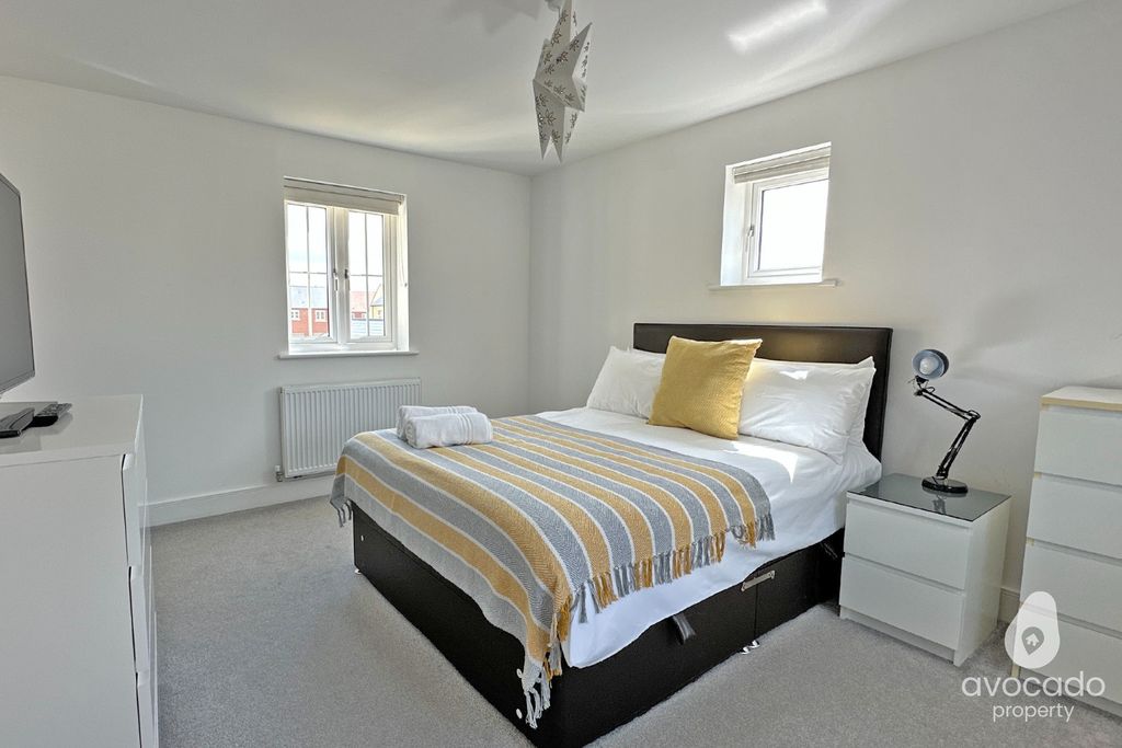 Additional image 12 of 5 bed detached house for saleWhitelands Way, Kingsmere, Bicester OX26
