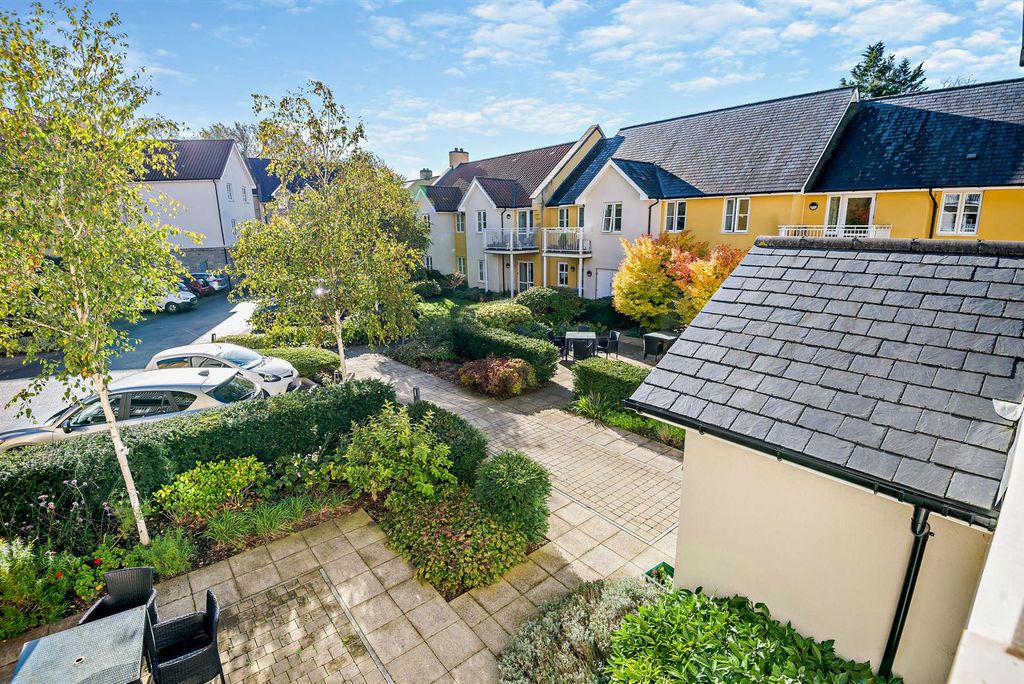 Additional image 6 of 1 bed flat for saleBarnhill Court, Barnhill Road, Chipping Sodbury, Bristol BS37