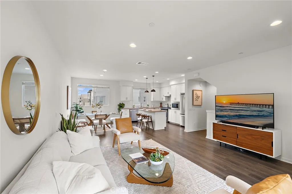 Additional image 8 of 116 Epic, Irvine, CA 92618