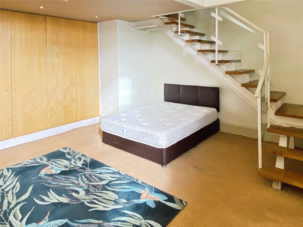 Additional image 5 of 1 bed flat for saleHalifax Road, Dewsbury WF13