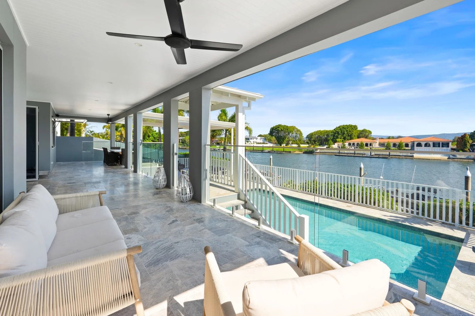 Additional image 32 of 97 Sir Bruce Small Boulevard, Benowa Waters QLD 4217