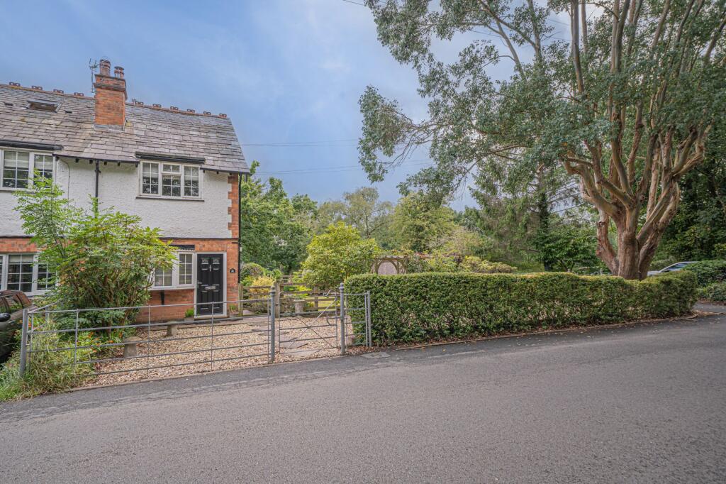 School Road, Hockley Heath, B94
