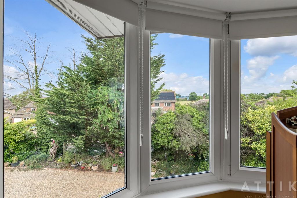 Additional image 29 of 4 bed semi-detached house for saleUpper Avenue, Halesworth IP19