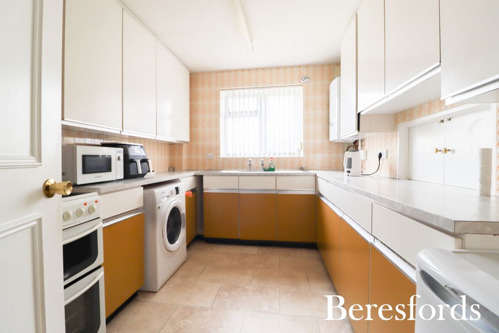 Additional image 2 of 2 bed flat for saleHall Lane, Upminster RM14
