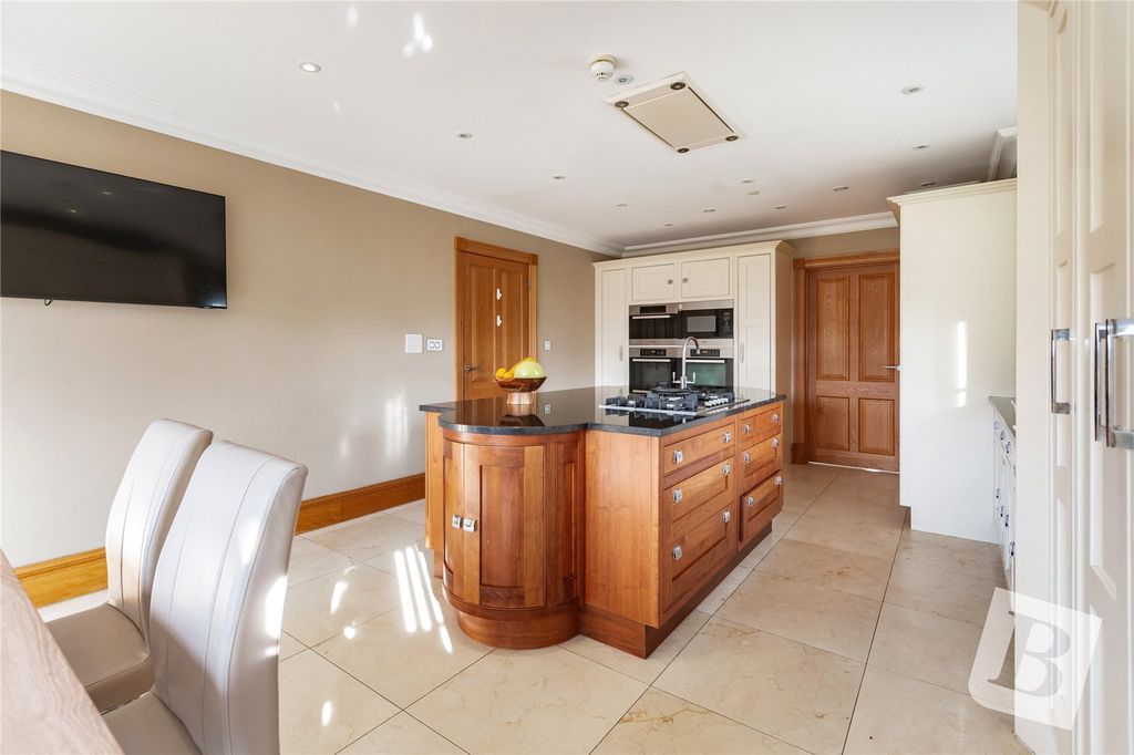 Additional image 26 of 5 bed detached house for saleSt. Marys Lane, Upminster RM14