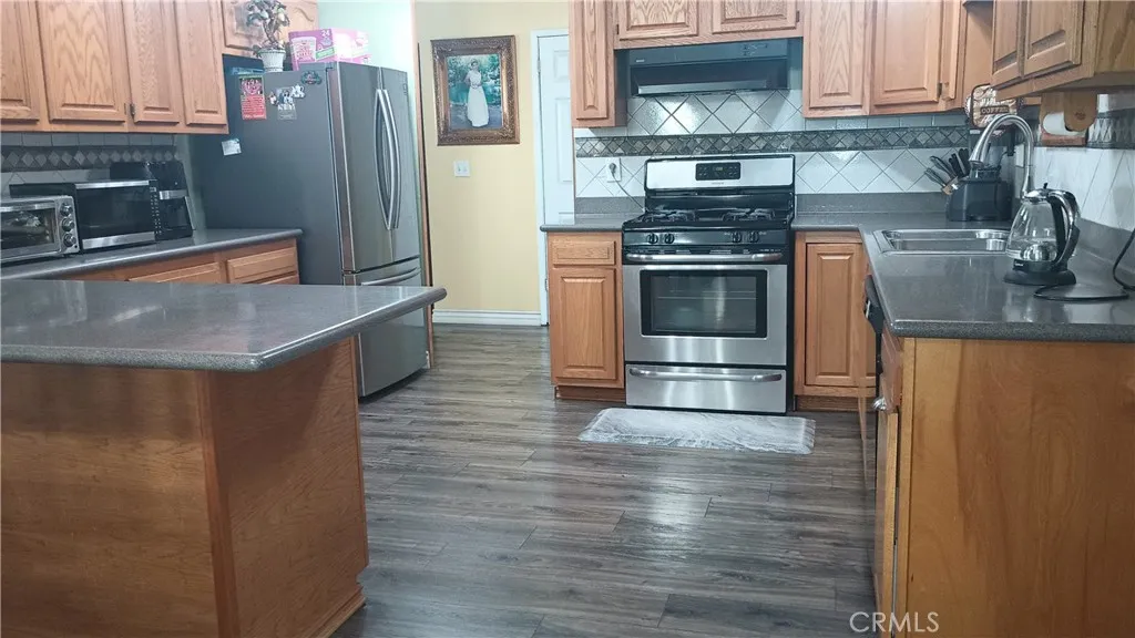 Additional image 7 of 2213 Artesia St, Santa Ana, CA 92704