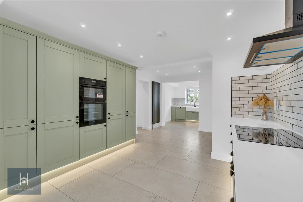 Additional image 6 of 5 bed detached house for saleBadminton Road, Old Sodbury, Bristol BS37