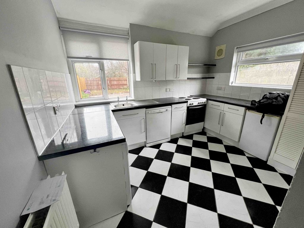 Additional image 4 of 2 bed flat for saleSt. Teilo Street, Pontarddulais, Swansea SA4