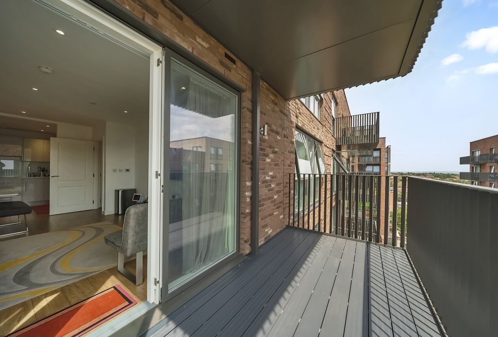 Additional image 8 of 2 bed flat for saleRegal Walk, Bexleyheath DA6