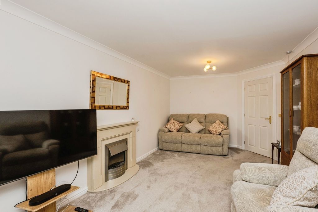 Additional image 6 of 1 bed flat for saleAlexandra Road, Gorseinon, Swansea SA4