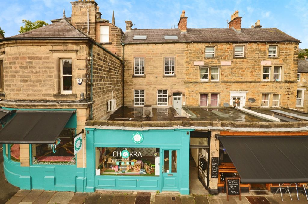 2 bed mews for saleRutland Square, Bakewell DE45