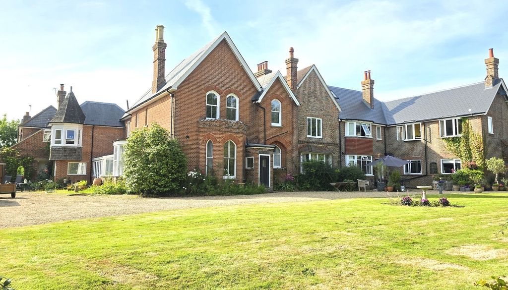 3 bed flat for saleNinfield Road, Bexhill-On-Sea TN39