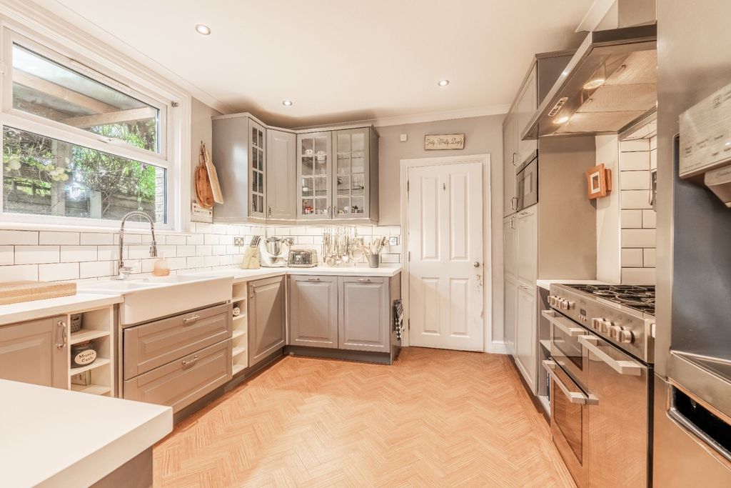 Additional image 14 of 4 bed detached house for saleIzane Road, Bexleyheath, Kent DA6