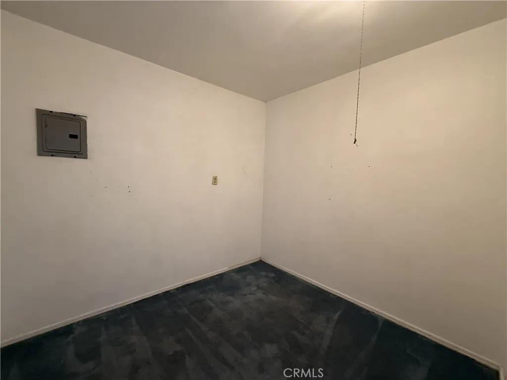 Additional image 85 of 407 E Street, Taft, CA 93268