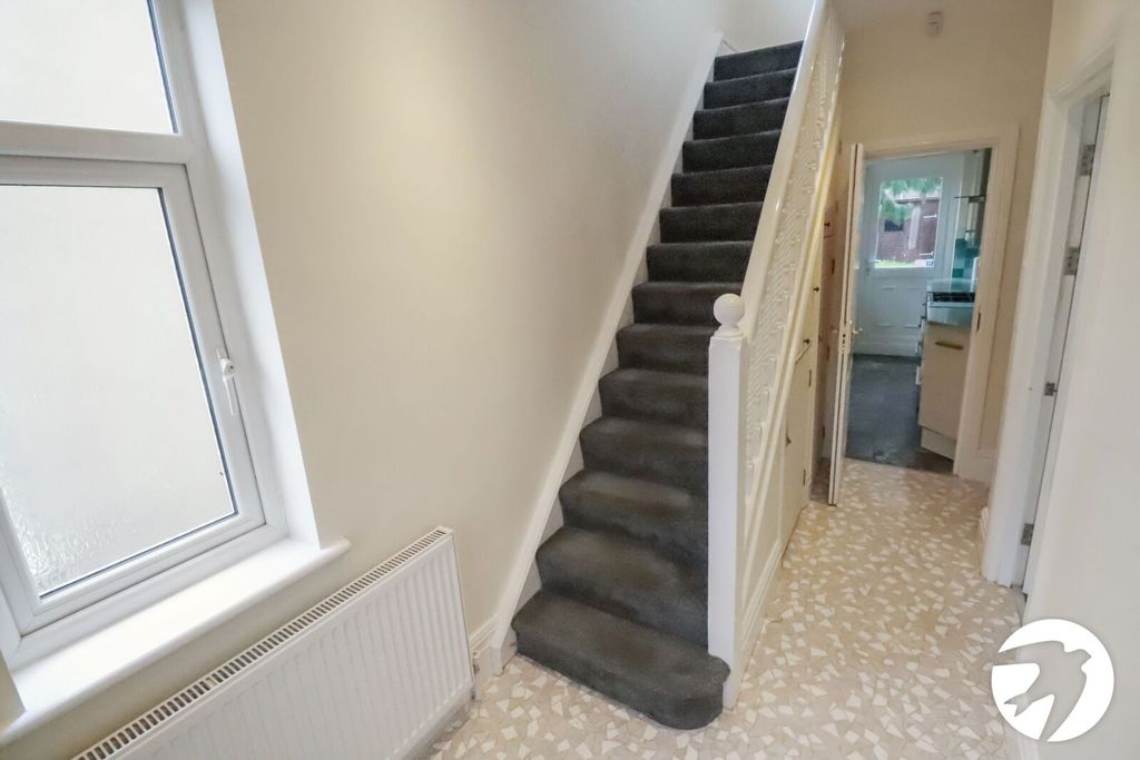 Additional image 16 of 5 bed semi-detached house for saleHolmhurst Road, Belvedere DA17
