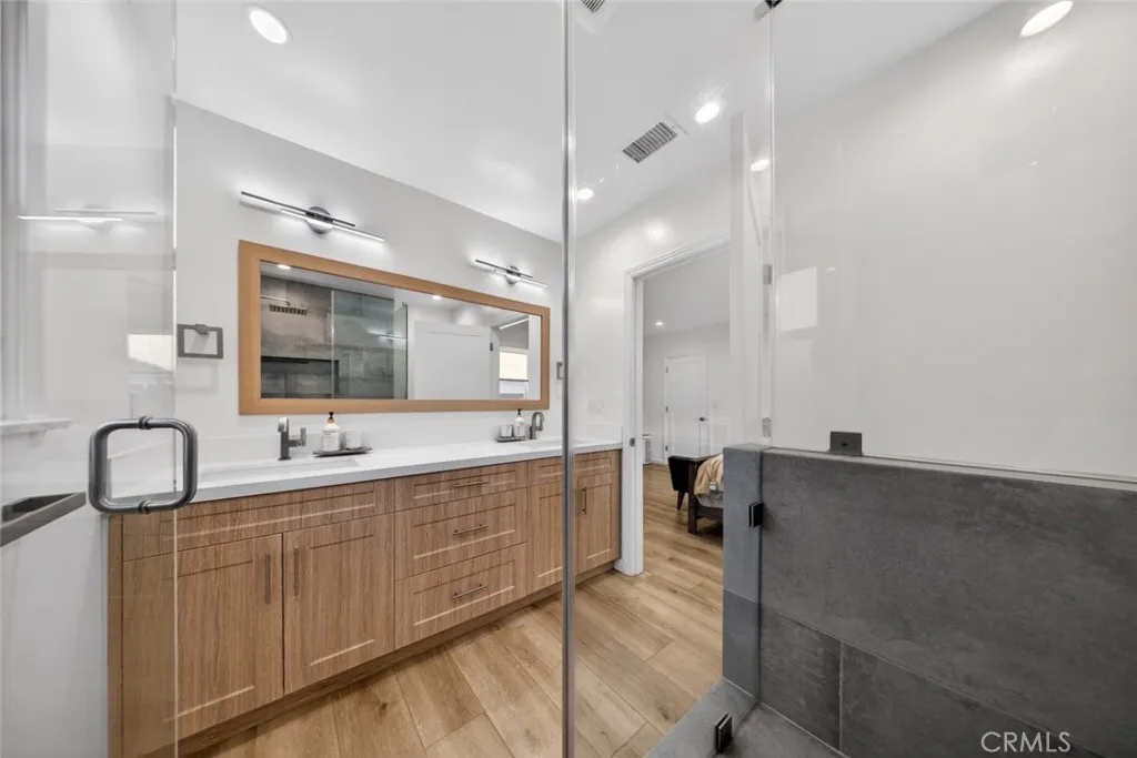 Additional image 96 of 17831 Fullerfarm Street, Northridge, CA 91325