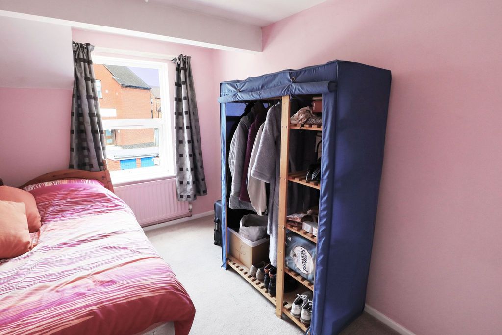 Additional image 12 of 2 bed flat for saleStratford Road, Alcester B49