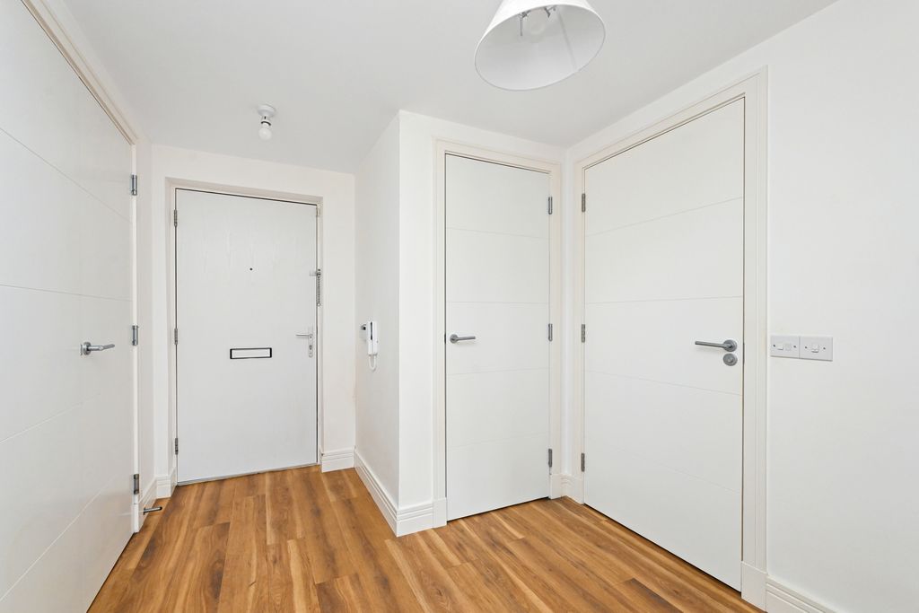 Additional image 7 of 1 bed flat for sale5/2 Byrne Crescent, Balerno, Edinburgh EH14