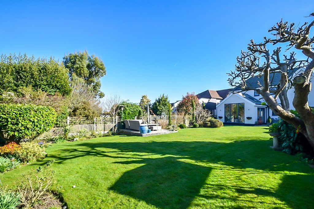 Additional image 29 of 4 bed detached house for saleSt. Marys Road, Benfleet SS7