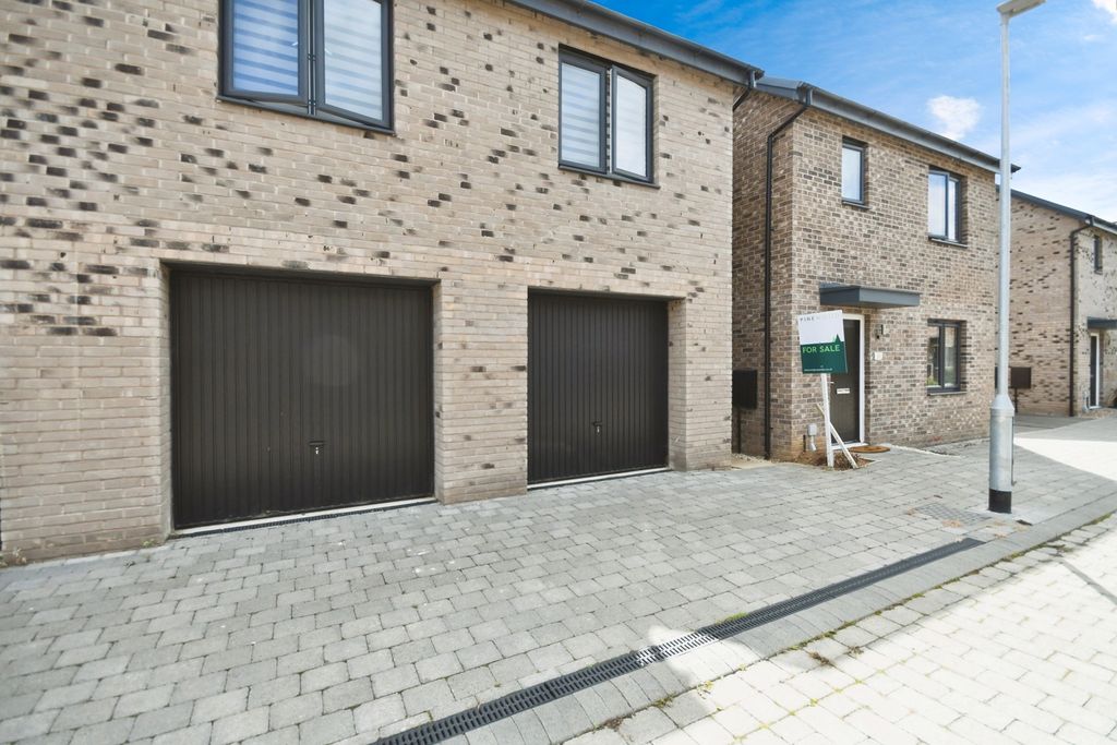 Additional image 14 of 3 bed detached house for saleSawmill Mews, Chesterfield, Derbyshire S41