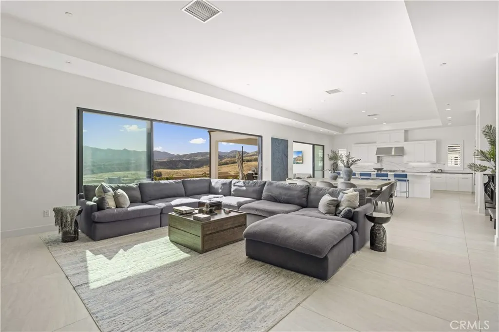 Additional image 8 of 12545 N Silver Spur Court, Porter Ranch, CA 91326