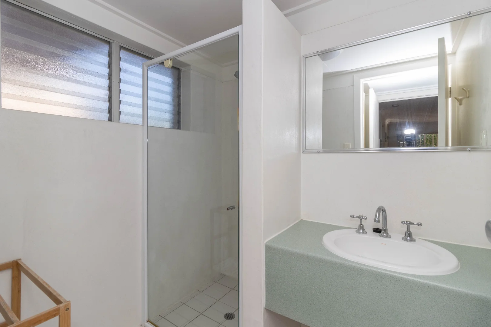 Additional image 7 of 6/477 Esplanade, Torquay QLD 4655