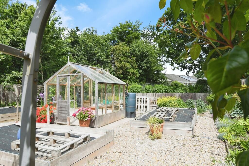 Additional image 19 of 5 bed detached bungalow for saleAlverdiscott Road, Bideford EX39