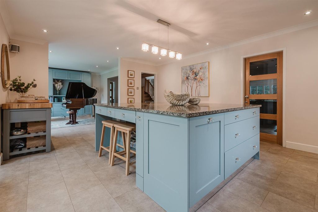 Additional image 15 of 5 bed detached house for saleNormanby Chase, Altrincham WA14