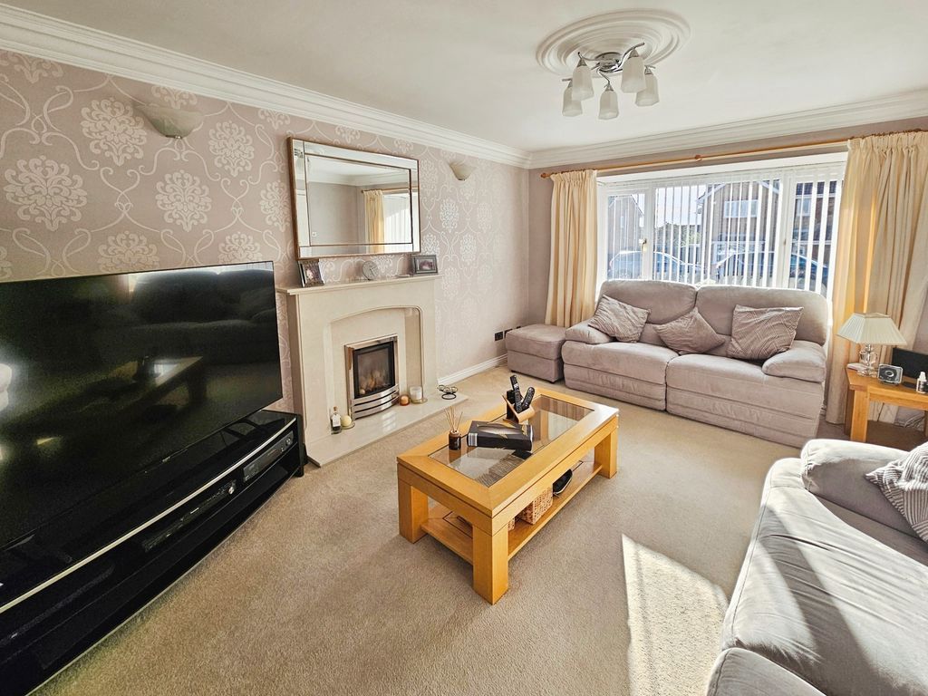 Additional image 3 of 4 bed property for saleDunstanburgh Close, Bedlington NE22