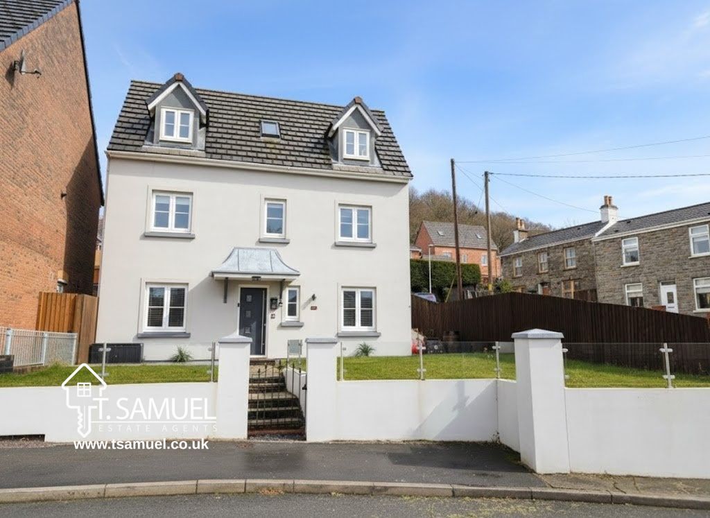 Additional image 2 of 4 bed detached house for saleCae Coed, Aberdare CF44