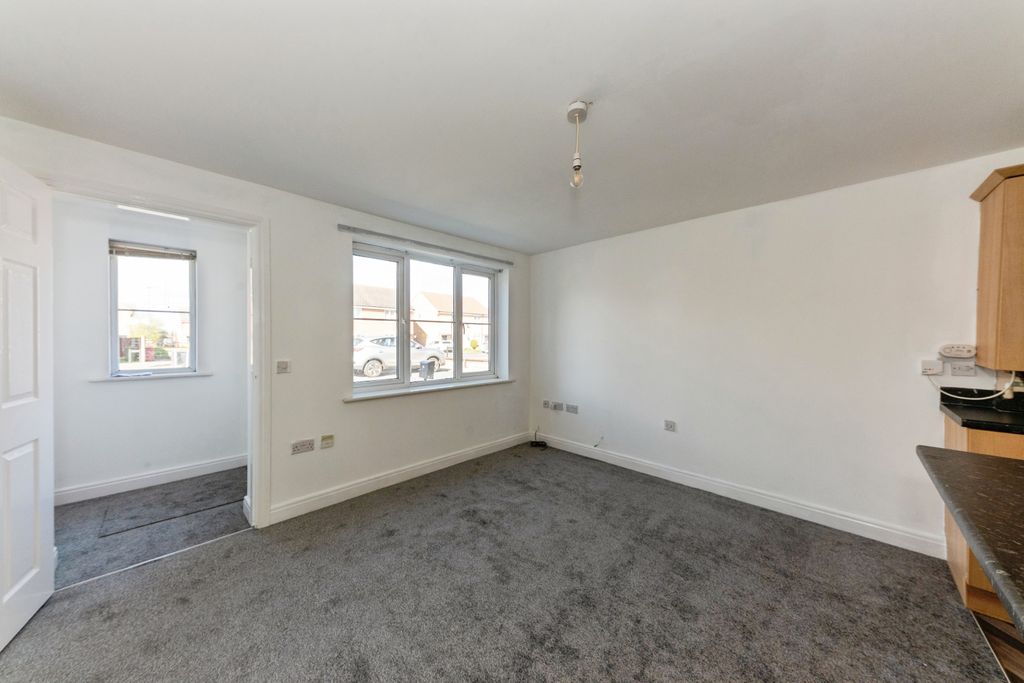 Additional image 5 of 1 bed flat for saleLancaster Drive, Immingham DN40