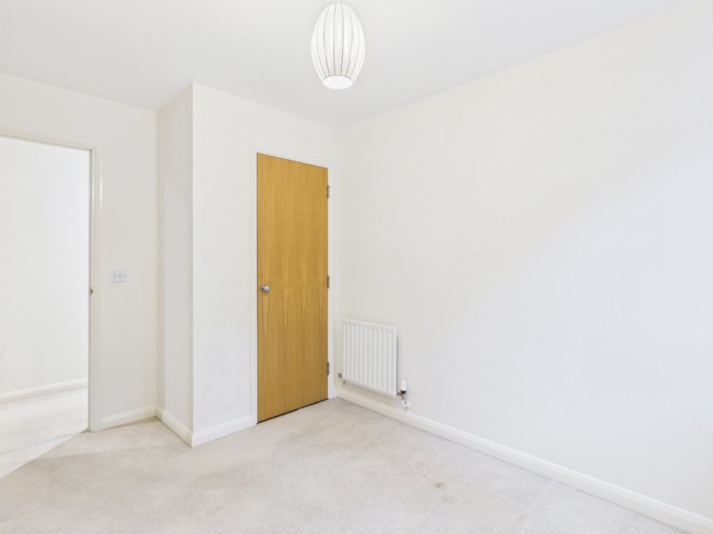 Additional image 7 of 2 bed flat for saleWhielden Street, Amersham, Buckinghamshire HP7